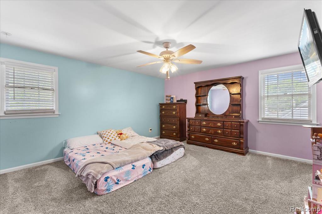 253 N Rose Street, Mount Clemens, MI 48043 — Photo 11