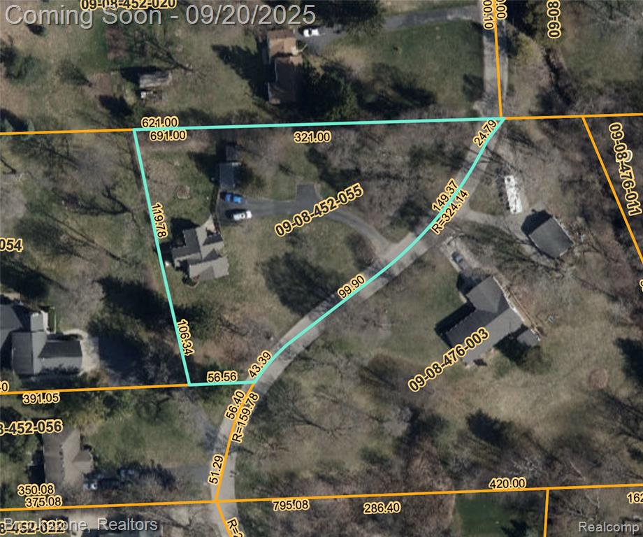 810 Beardon, Lake Orion, MI 48362 — Photo 3