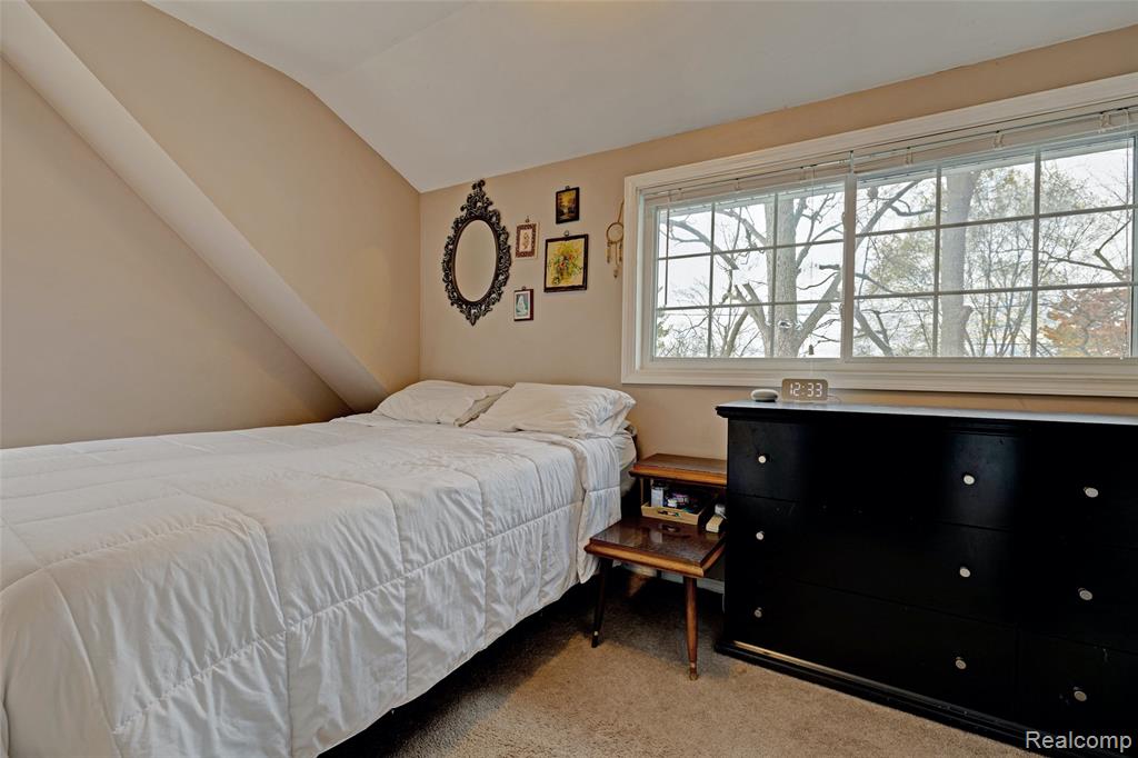 126 N North Shore Drive, Lake Orion, MI 48362 — Photo 26