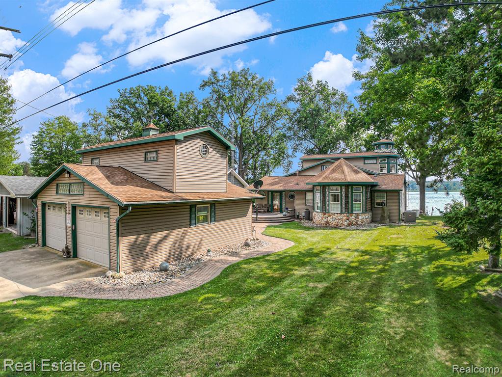 634 Dorbert Drive, Munith, MI 49259 — Photo 17