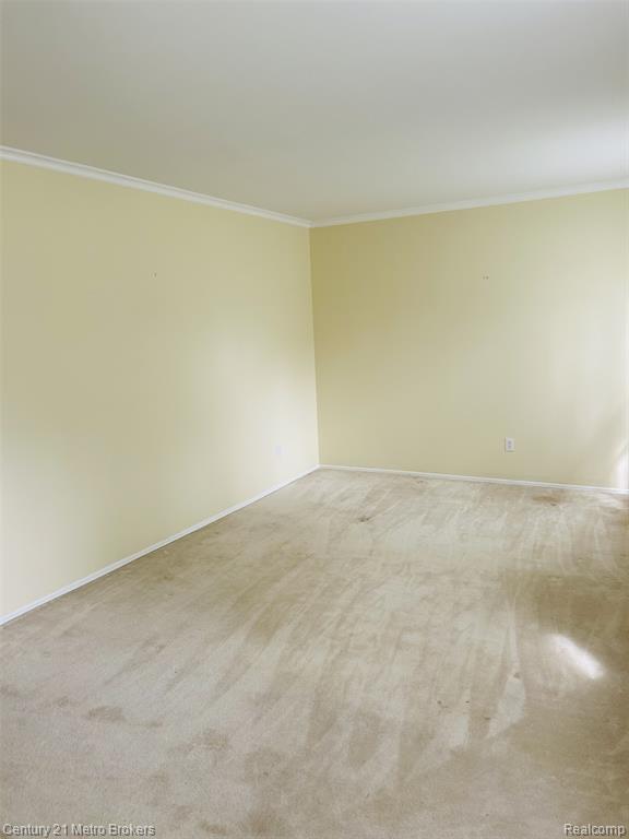 4315 Crestknoll Drive, Grand Blanc, MI 48439 — Photo 10