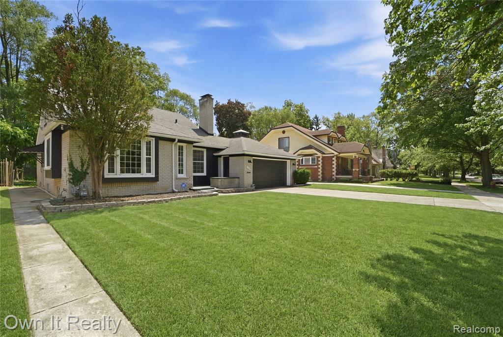15490 Warwick Street, Detroit, MI 48223 — Photo 30