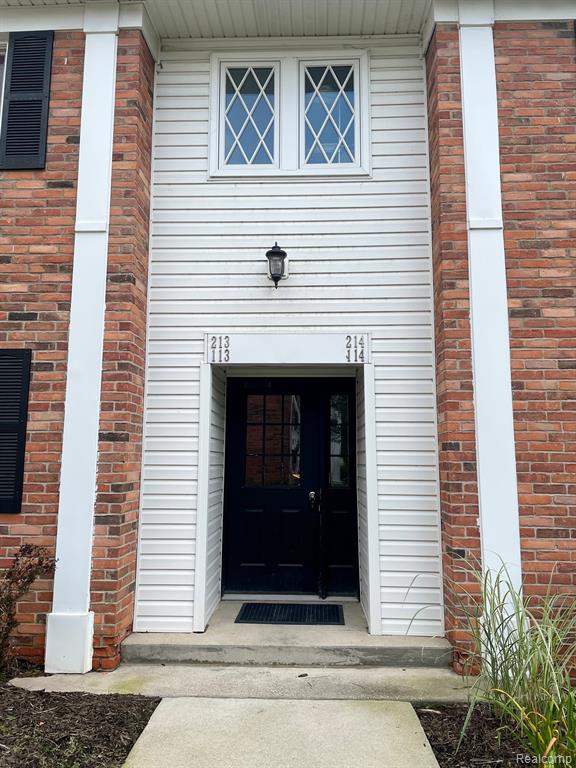 525 FAIRBROOK, 29, Northville, MI 48167 — front exterior