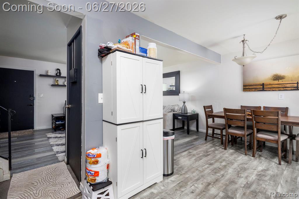 15212 Orchard Court, Romulus, MI 48174 — Photo 10