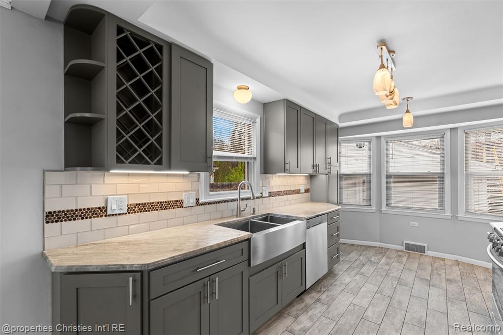 4121 Amherst Road, Royal Oak, MI 48073 — Photo 11