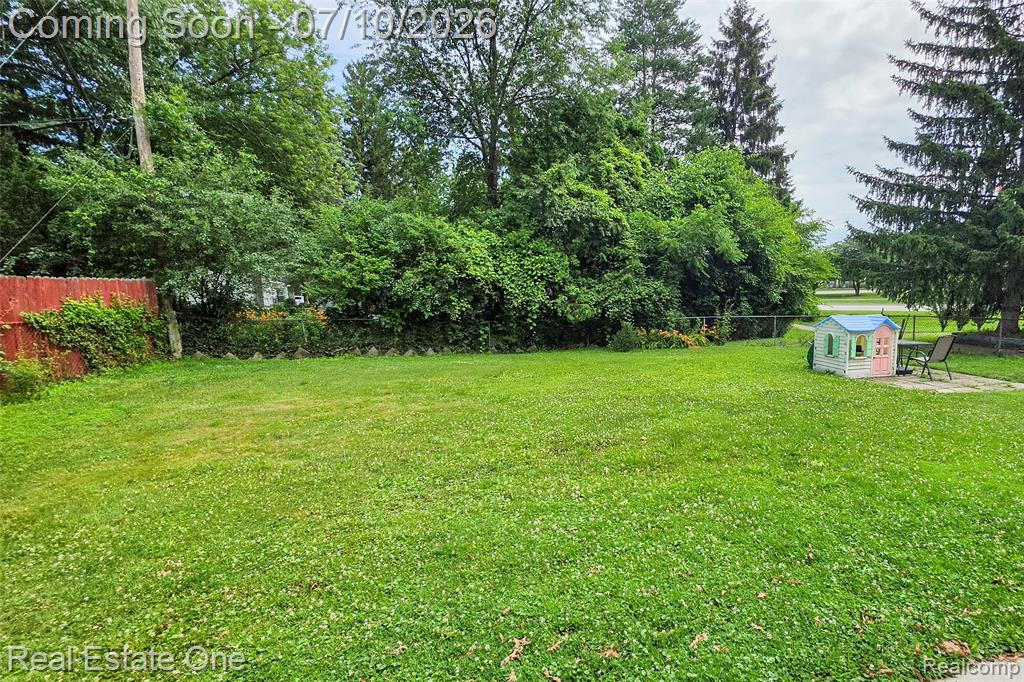 875 S Grey Road, Auburn Hills, MI 48326 — Photo 29