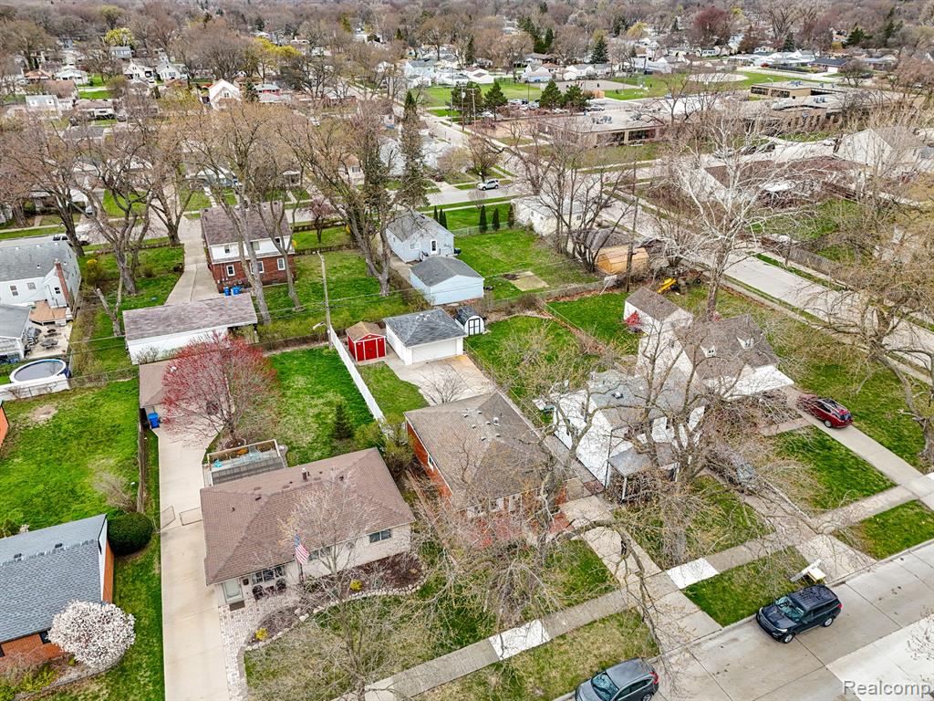 4928 RAYMOND Avenue, Dearborn Heights, MI 48125 — Photo 34