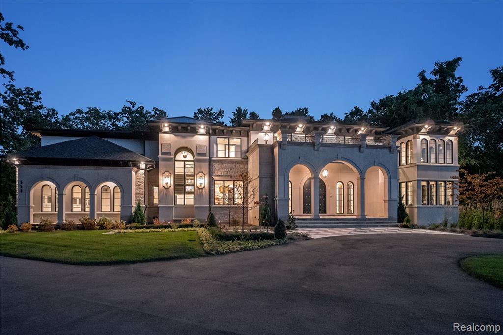 559 Barrington Park Drive, Bloomfield Hills, MI 48304 — Photo 54