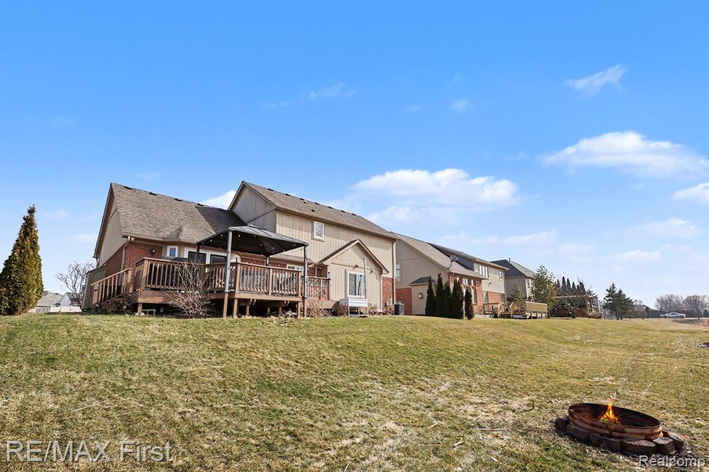 32768 Greenwood Drive, Chesterfield, MI 48047 — Photo 30