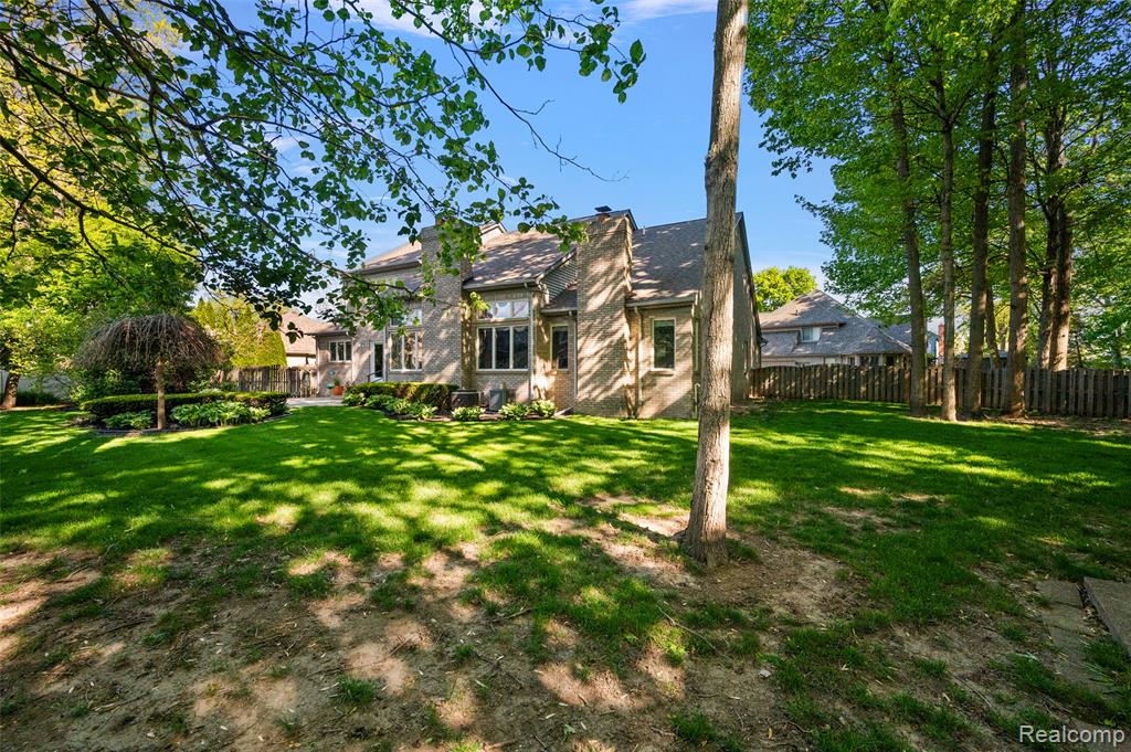 17840 Christine Boulevard N, Clinton Twp, MI 48038 — Photo 16