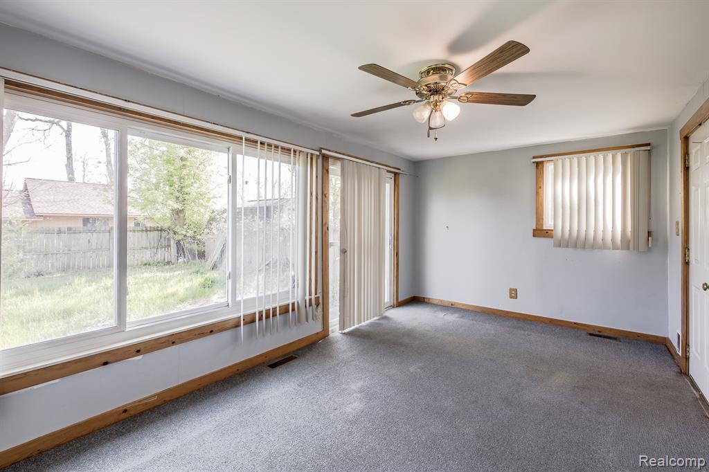 9171 Holmes Street, White Lake, MI — Photo 12