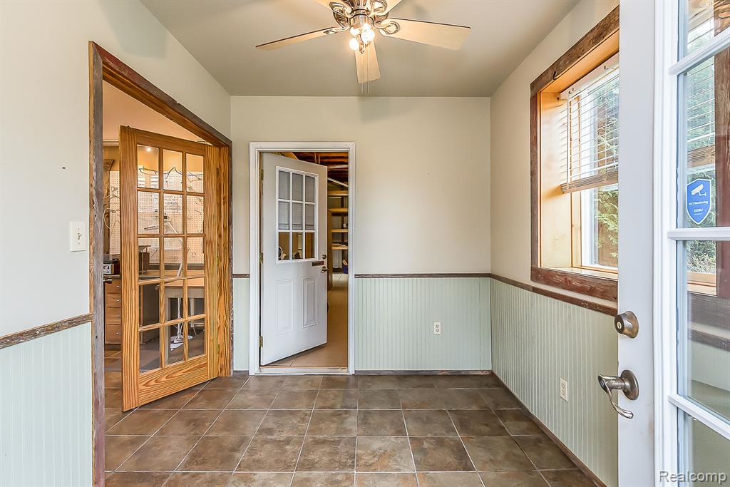 3672 W NORTH TERRITORIAL Road, Whitmore Lake, MI 48189 — Photo 49