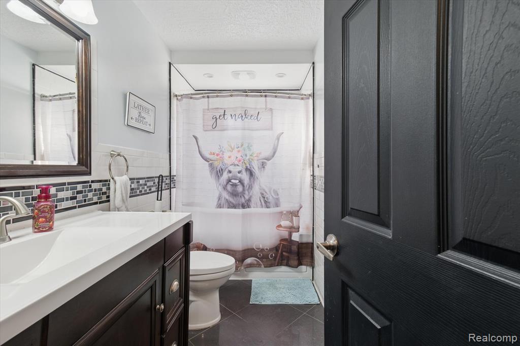 901 Cora Street, Wyandotte, MI 48192 — Photo 16