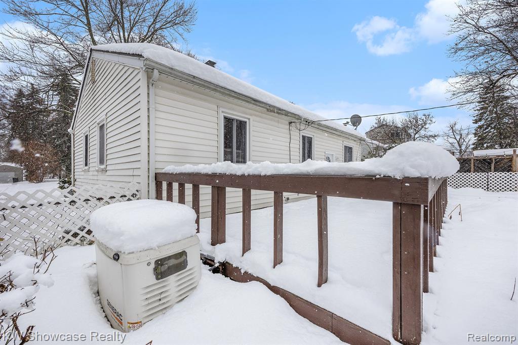 575 4th Avenue, Pontiac, MI 48340 — Photo 15