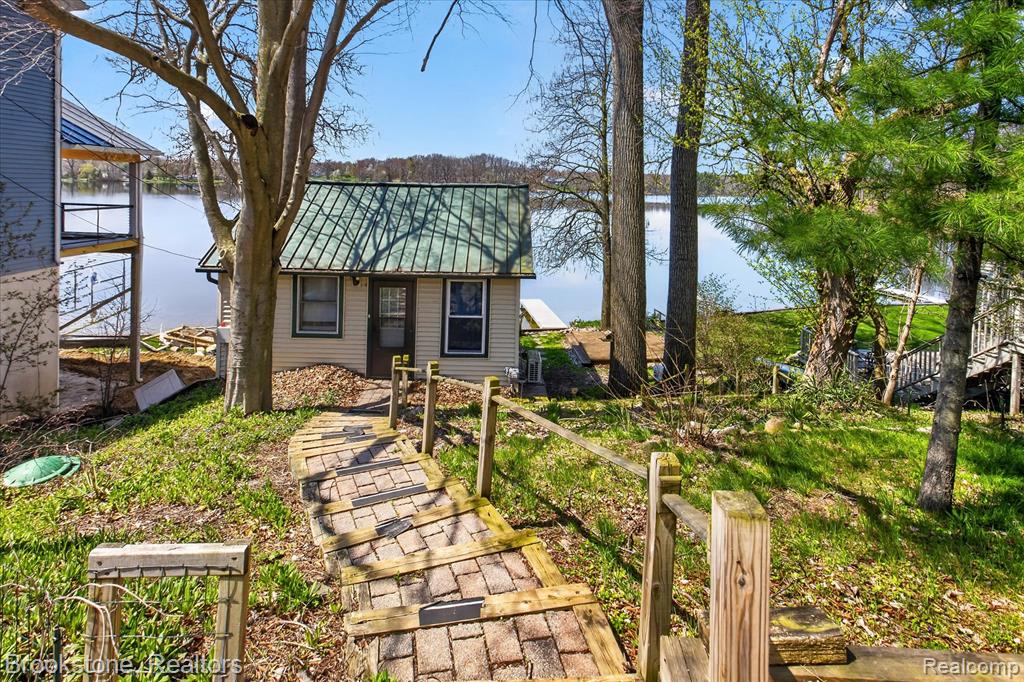 6571 Sherman Drive, Otter Lake, MI 48464 — Photo 21