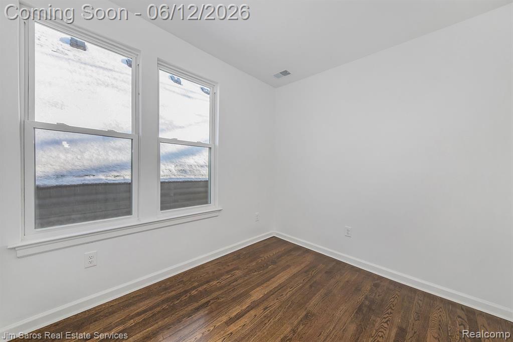 249 Custer Upper, Detroit, MI 48202 — Photo 13
