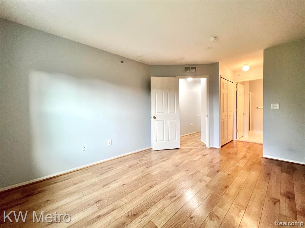 22277 ATLANTIC POINTE, Farmington Hills, MI 48336 — Photo 18