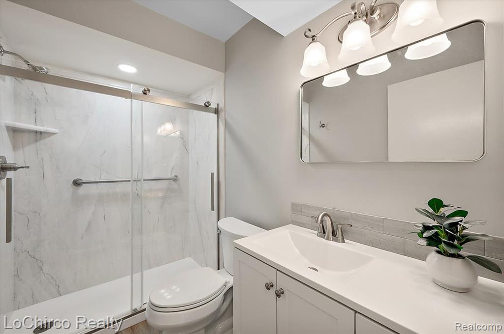 733 Hamilton Court, Rochester Hills, MI 48307 — Photo 25