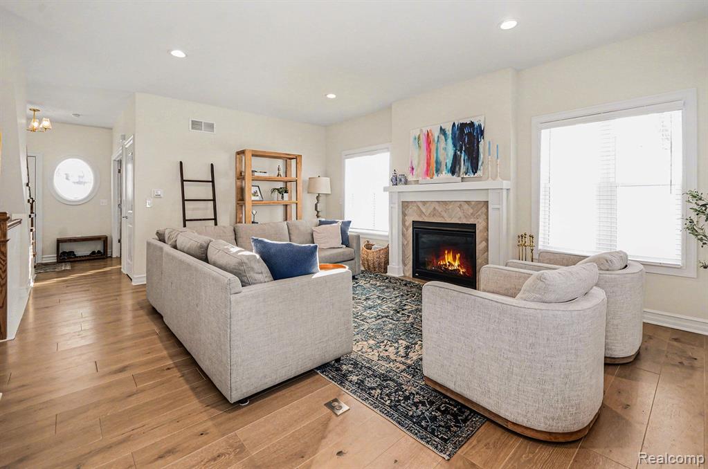 4707 Olivia Avenue, Royal Oak, MI 48073 — Photo 5