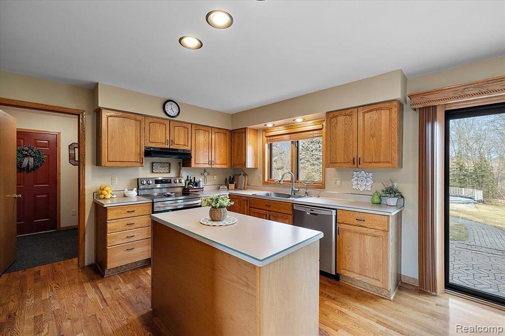5425 Havens Road, Dryden, MI 48428 — Photo 17