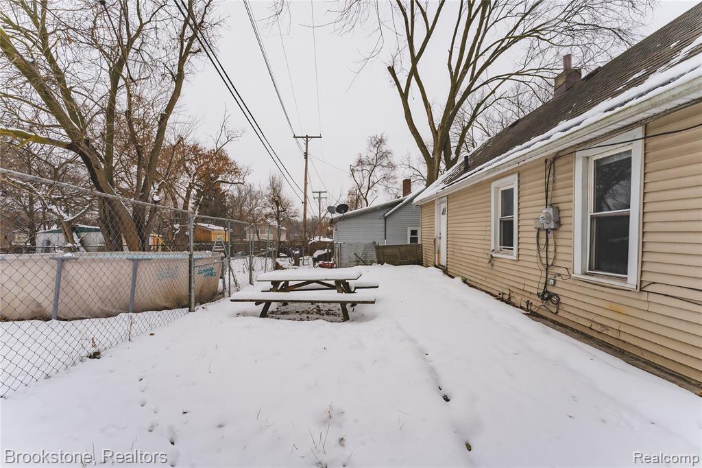 744 Saint Clair Street, Pontiac, MI 48340 — Photo 5