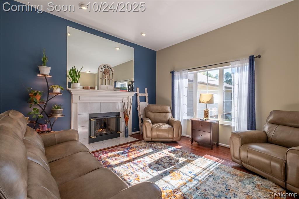 6090 Raphael Court, White Lake, MI 48383 — Photo 7