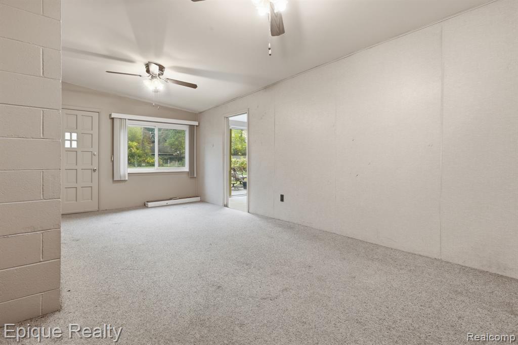 3560 Milton Road, Fort Gratiot, MI 48059 — Photo 5