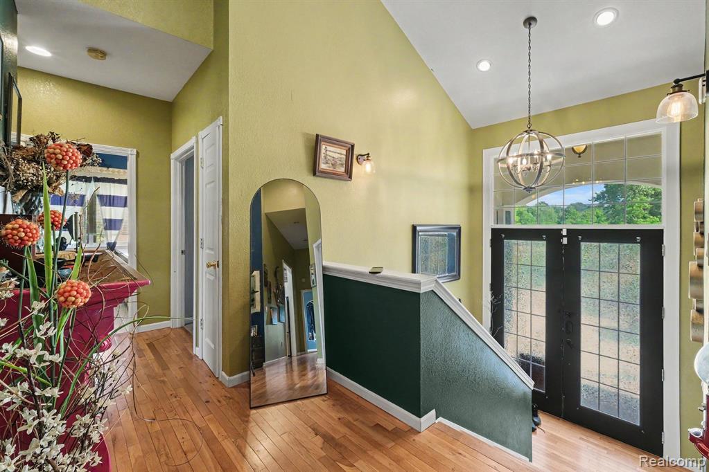 4251 E Maple Avenue, Grand Blanc, MI 48439 — Photo 5