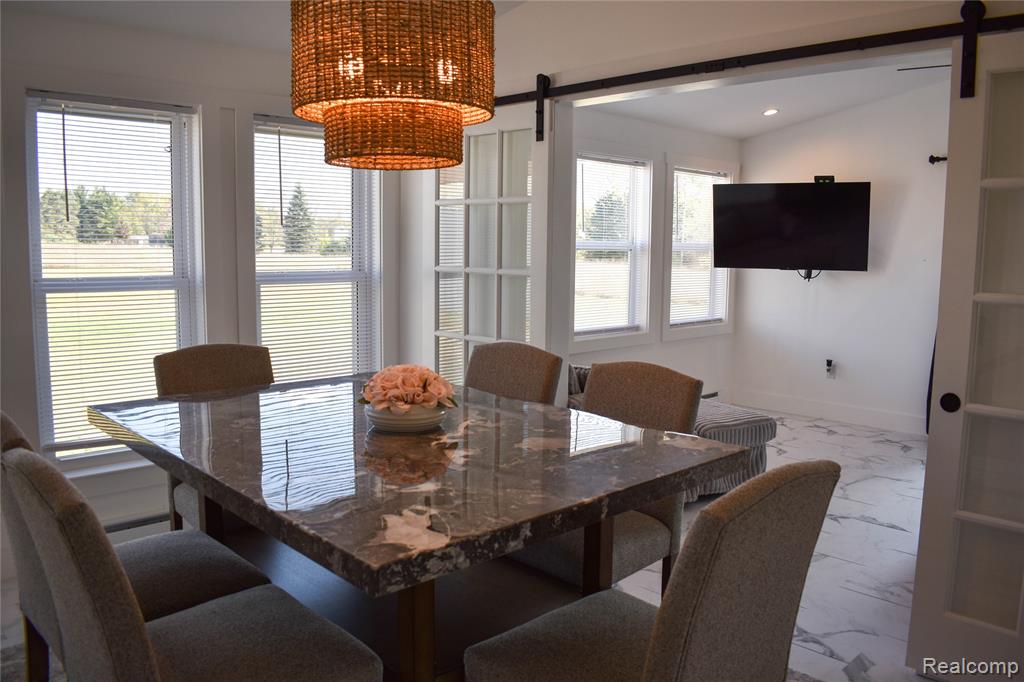 4380 Dale Drive, Highland, MI — Photo 9