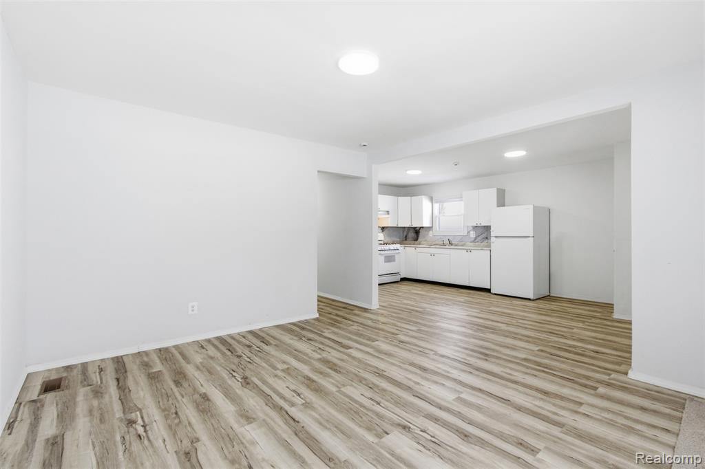 15465 Trinity Street, Detroit, MI 48223 — Photo 5