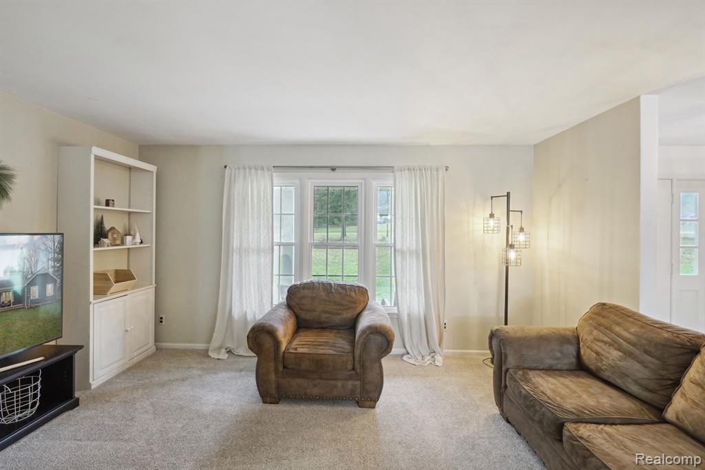 4186 BRANDON Drive, Howell, MI 48843 — Photo 10
