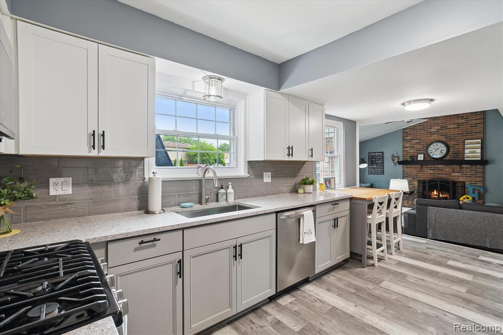 45270 Twining Street, Canton, MI 48187 — Photo 19