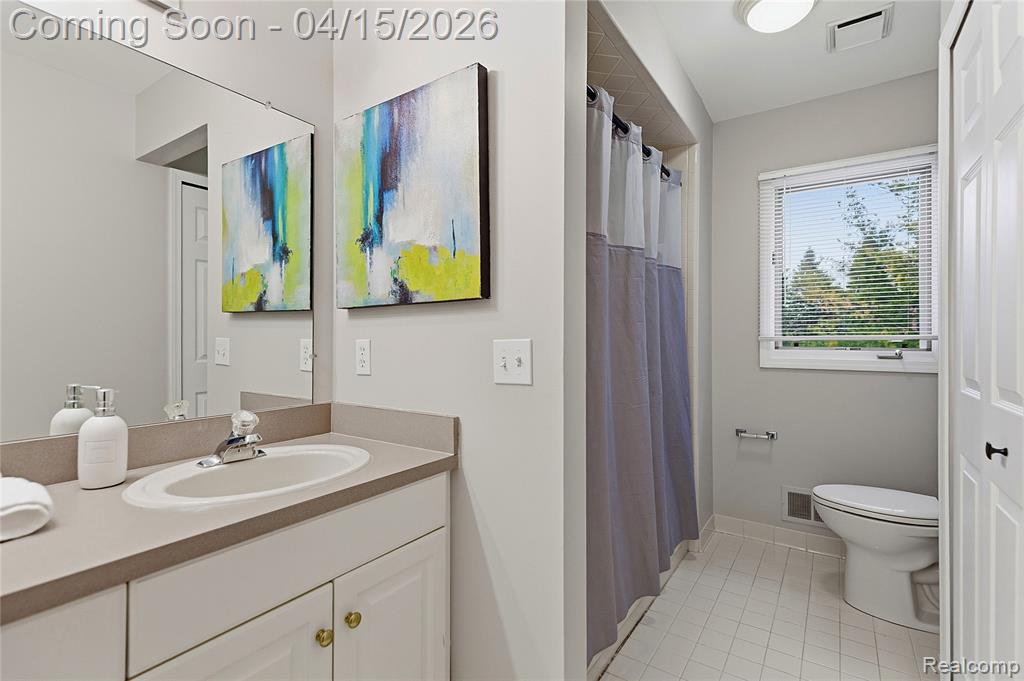 14855 Brompton Court, Shelby Twp, MI 48315 — Photo 38