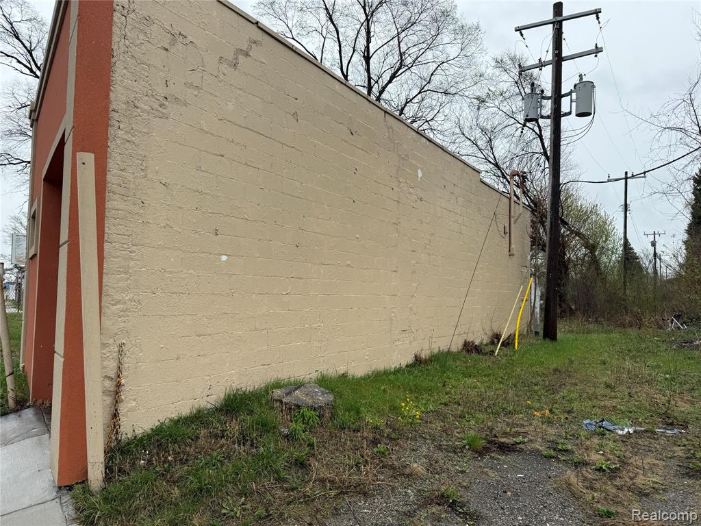 12582 E McNichols Road, Detroit, MI 48205 — Photo 3