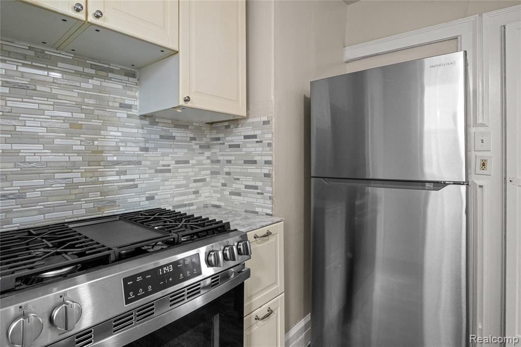 5061 Curtis Street, Dearborn, MI 48126 — Photo 20