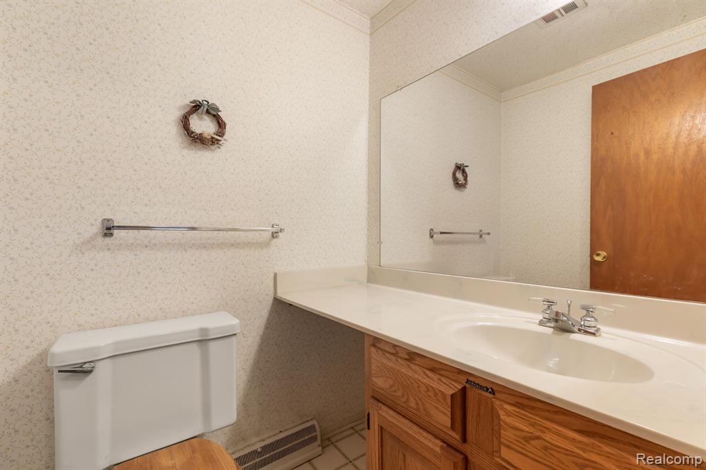 4151 red cedar Street, Trenton, MI 48183 — Photo 17