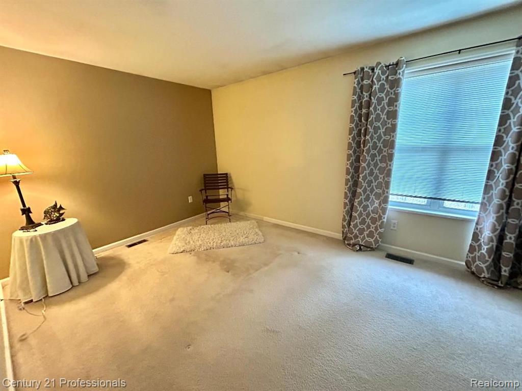 39726 VILLAGE WOOD Circle, Novi, MI — Photo 7