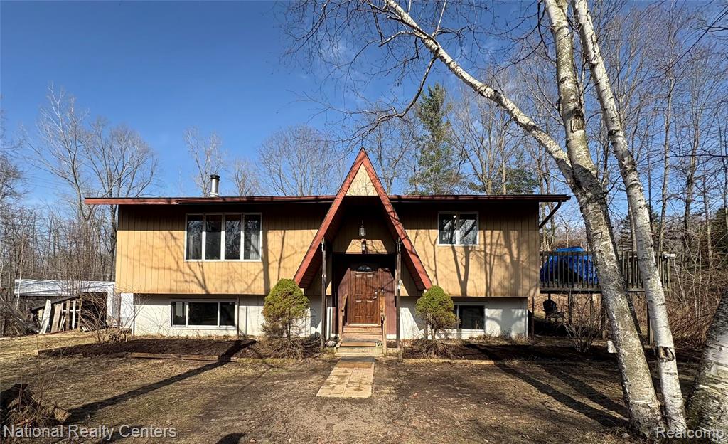 9480 Bath Road, Laingsburg, MI 48848 — front exterior