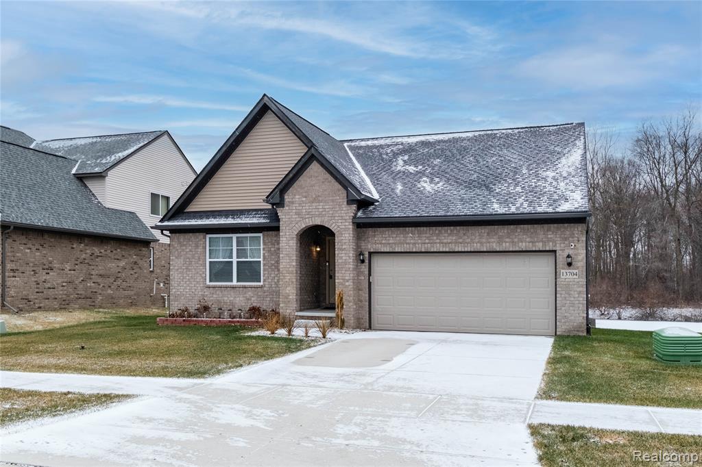 13704 Chester Court, Belleville, MI 48111 — Photo 28