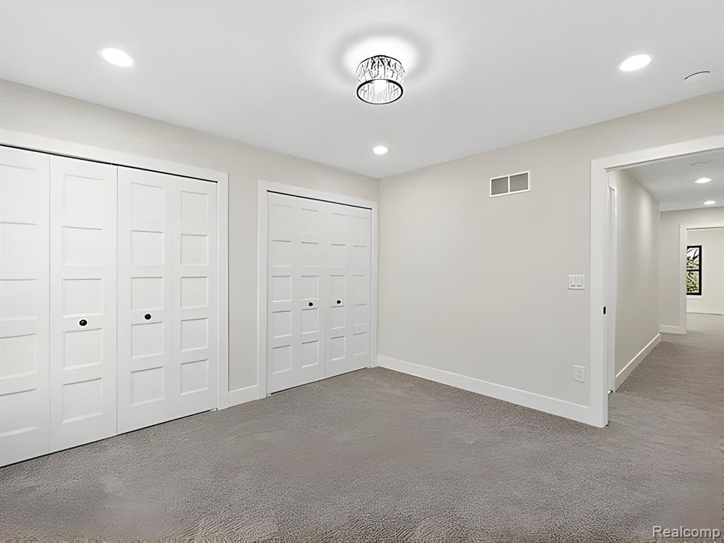 920 W Maplehurst Street, Ferndale, MI 48220 — Photo 7