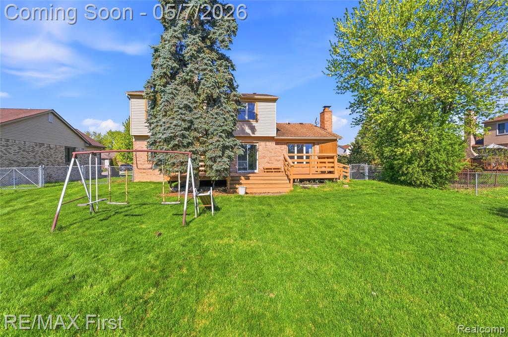 1800 Hillman Drive, Troy, MI 48083 — Photo 37