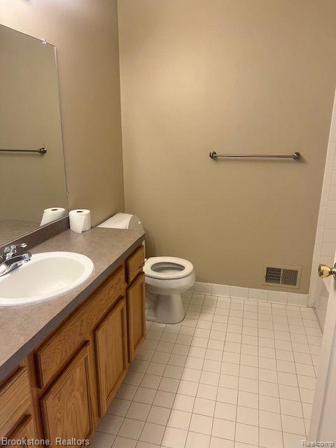 16684 DOVER Drive, Northville, MI, 00000