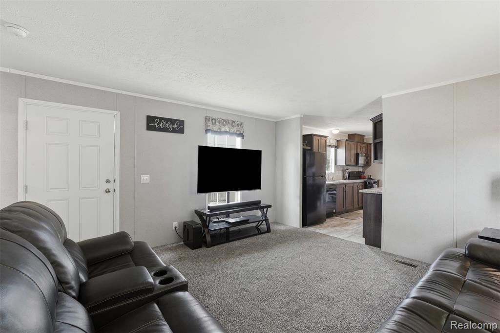 92 Normandy Drive, Howell, MI 48843 — Photo 5