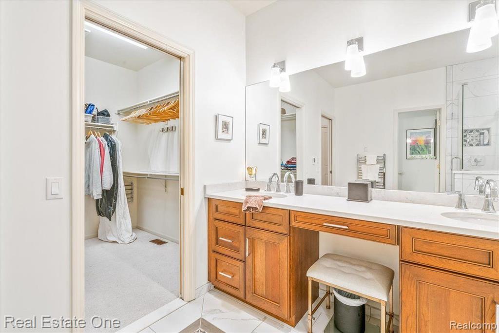 39612 GREENBRIER Court, Northville, MI 48168 — Photo 33