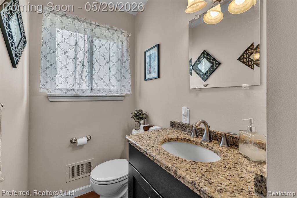 3812 Maiden Street, Waterford, MI 48329 — Photo 22