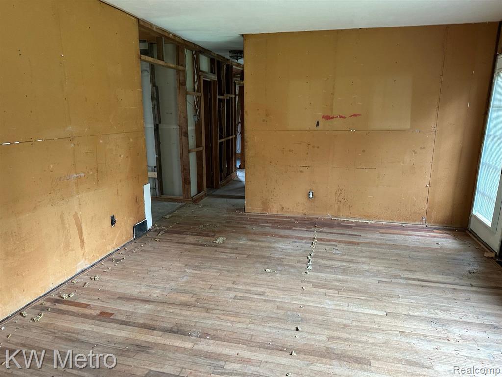 1436 HARTWIG Drive, Troy, MI 48085 — Photo 5