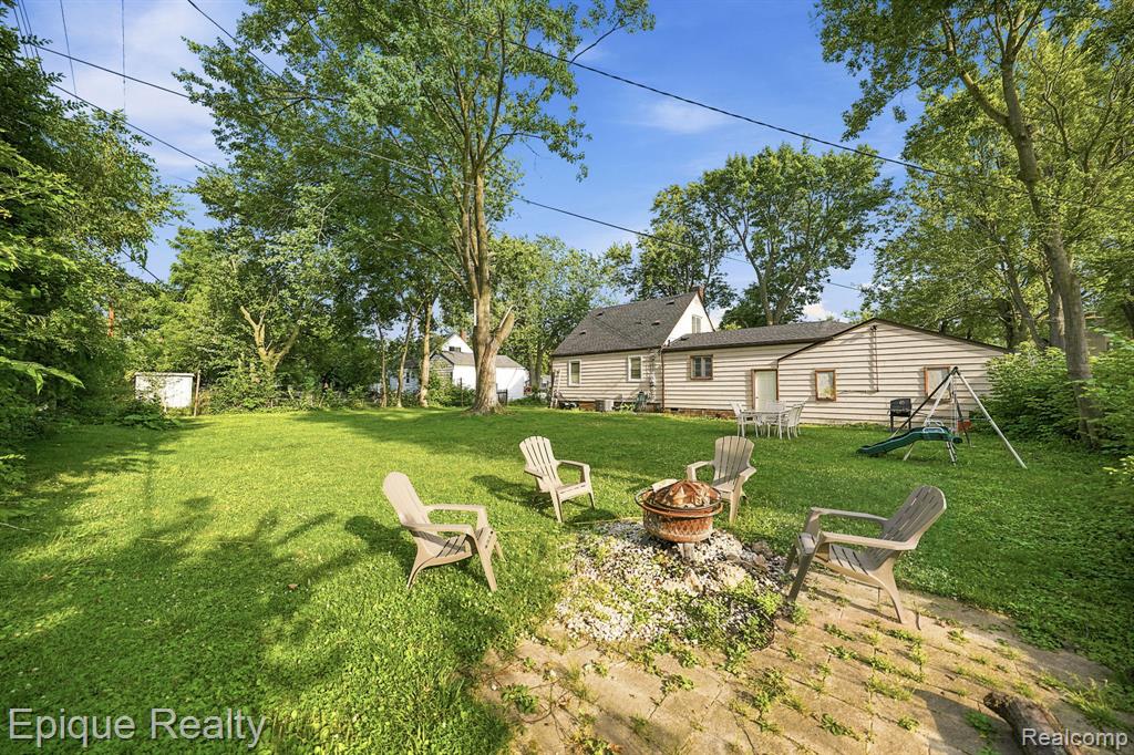 579 Lebaron Avenue, Pontiac, MI 48340 — Photo 16