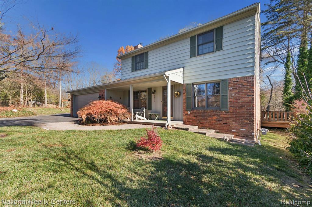 5621 Eastman Boulevard, West Bloomfield, MI 48323 — Photo 4