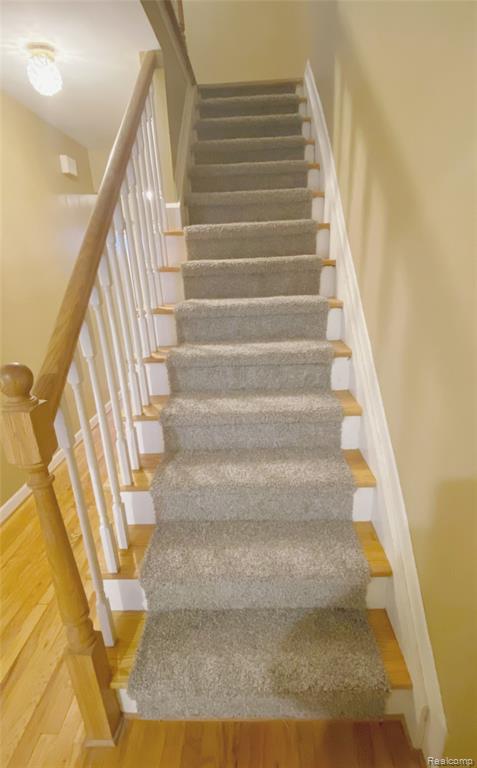 407 Fox Hills Drive N, Bloomfield Hills, MI 48304 — Photo 9