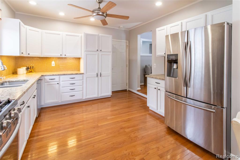 41870 Winter Court, Canton, MI 48187 — Photo 13